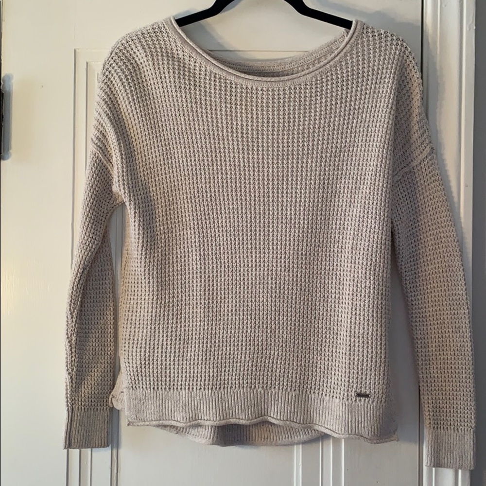 Hollister light grey sweater.
